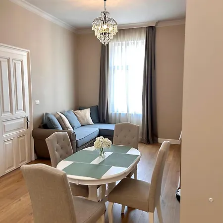 Vibrant L Stylish 2bd In Center * Варна