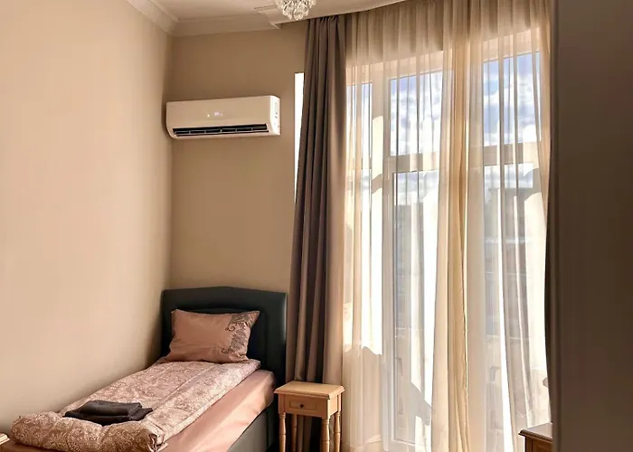 Apartment Vibrant L Stylish 2bd In Center Warna