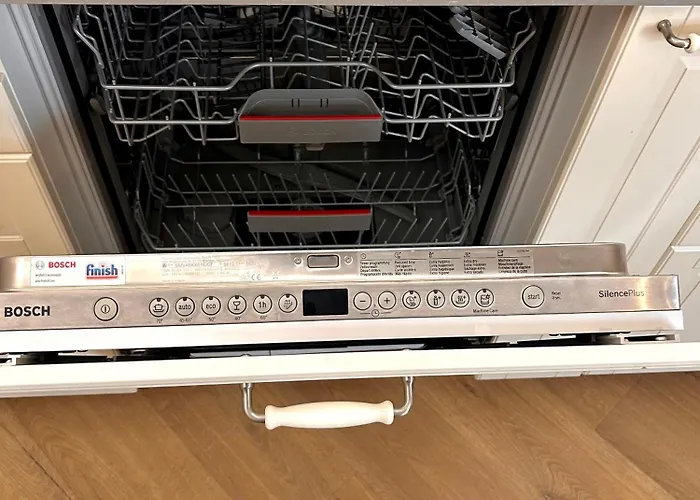 Vibrant L Stylish 2bd In Center Apartment Varna